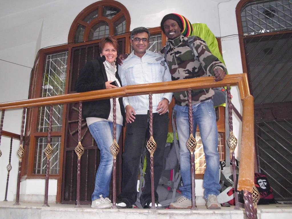 Tatvamasi Homestay Ню Делхи Екстериор снимка