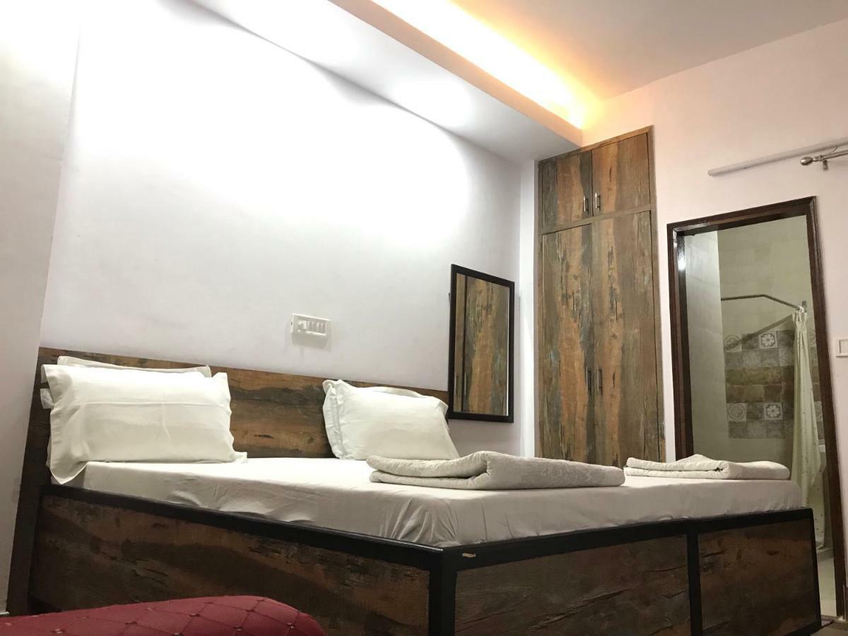Tatvamasi Homestay Ню Делхи Екстериор снимка